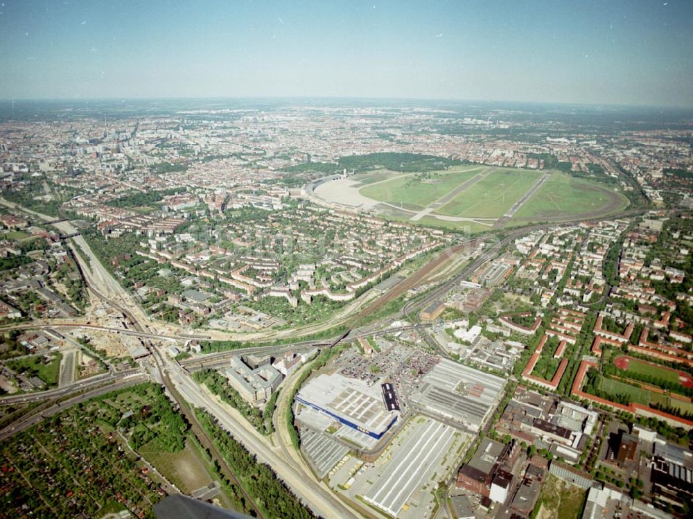 Luftbild Berlin-Tempelhof - IKEA Berlin-Tempelhof