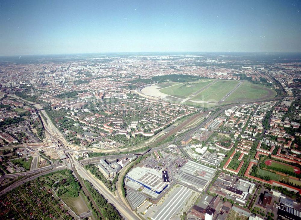 Luftaufnahme Berlin-Tempelhof - IKEA Berlin-Tempelhof