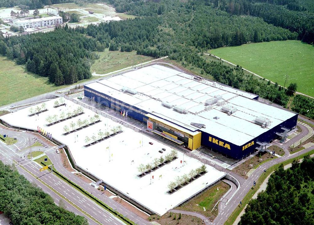 Luftaufnahme München - IKEA Einrichtungshaus am Autobahndreieck München Taufkirchen