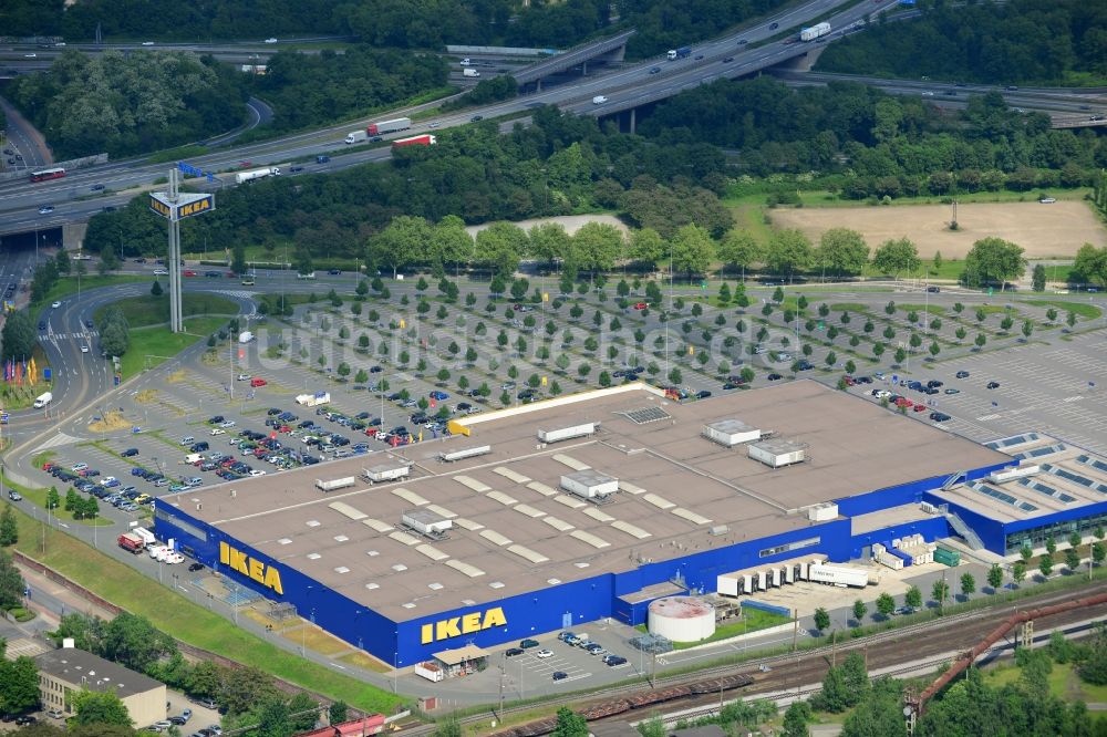 Luftaufnahme Duisburg - IKEA Einrichtungshaus an der Beeker Straße am Autobahnkreuz Duisburg-Nord in Duisburg im Bundesland Nordrhein-Westfalen