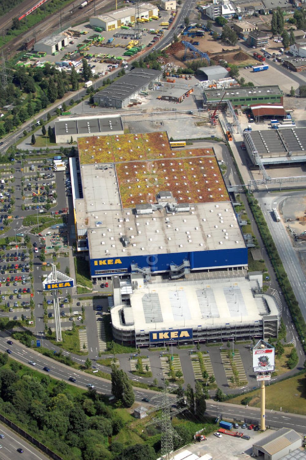 Düsseldorf aus der Vogelperspektive: IKEA Einrichtungshaus in Düsseldorf