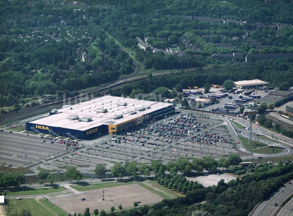 Duisburg (NRW) von oben - IKEA Einrichtungshaus - Duisburg (NRW)