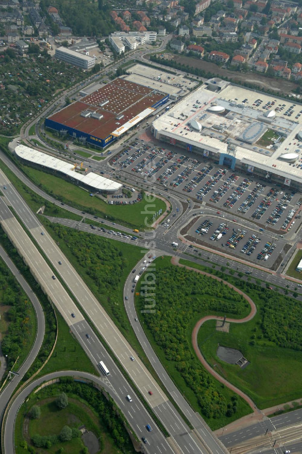 Luftbild Dresden - IKEA - Einrichtungshaus im Elbepark Dresden