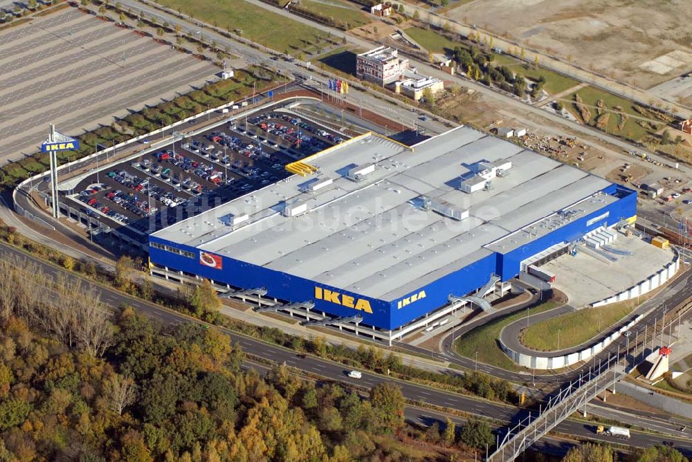 Hannover aus der Vogelperspektive: IKEA Einrichtungshaus auf dem EXPO-Park-Gelände