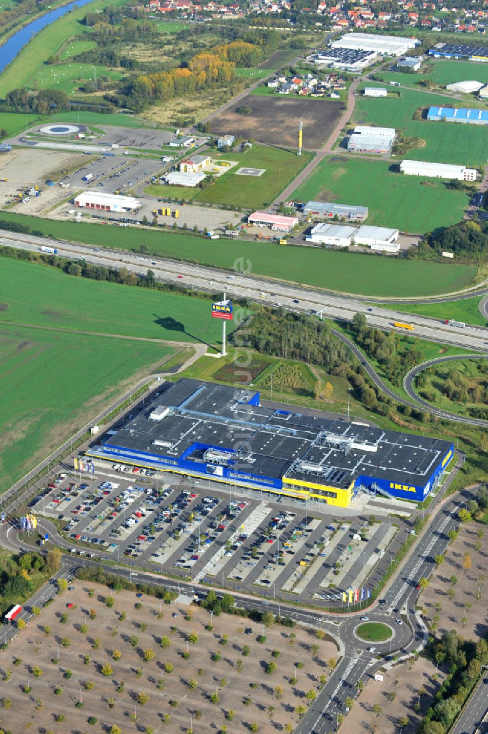 Luftbild Günthersdorf - IKEA Einrichtungshaus in Günthersdorf