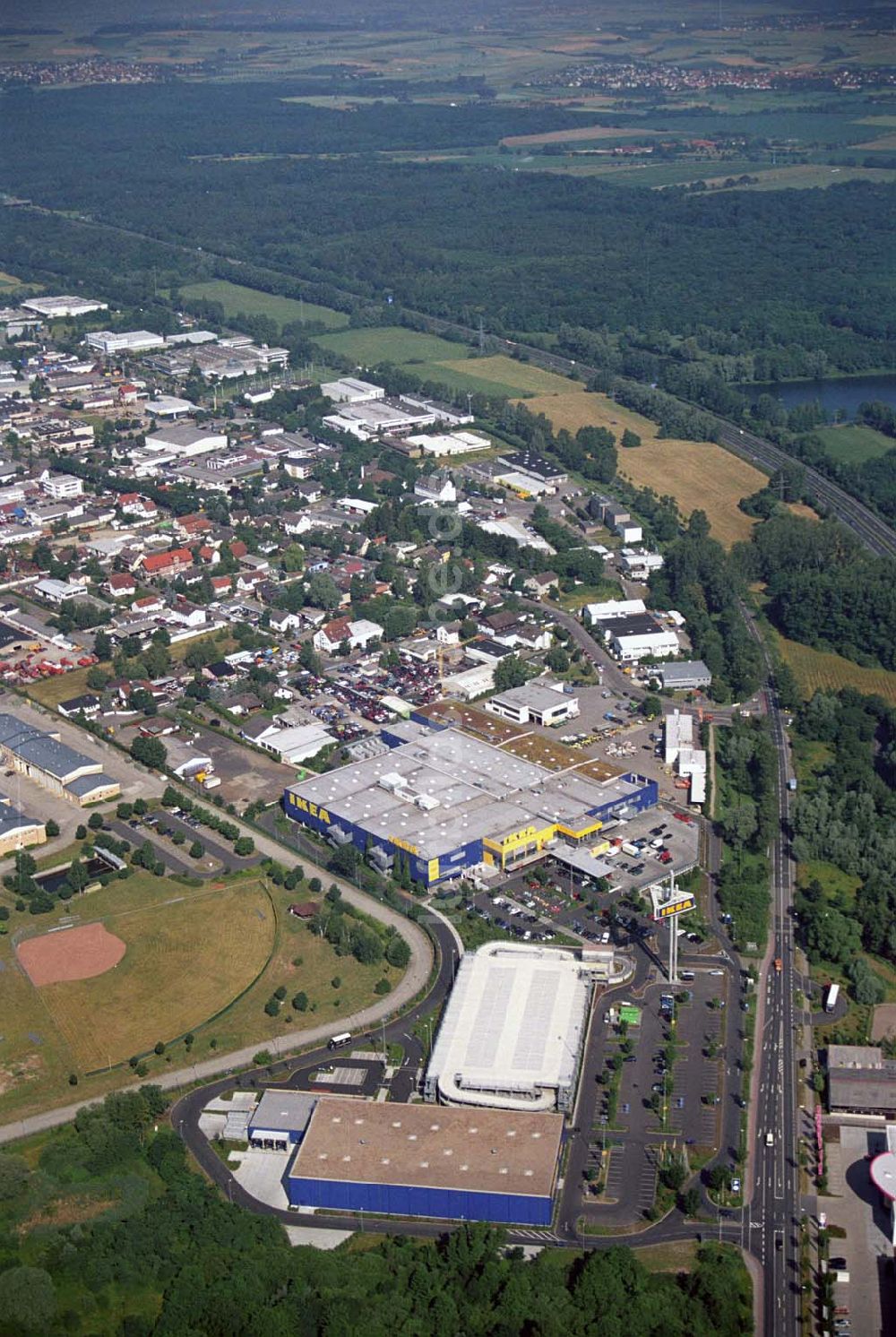 Luftaufnahme Hanau / Hessen - IKEA-Einrichtungshaus Hanau