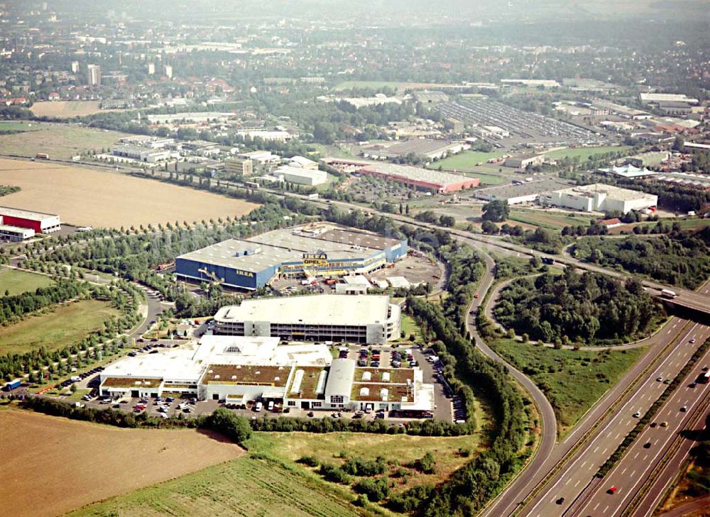 Kassel / Hessen aus der Vogelperspektive: IKEA-Einrichtungshaus Kassel an der Bundesautobahn A49/ Konrad-Zuse Straße/ Heinrich-Herz Straße