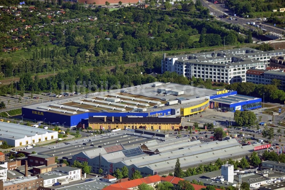 Luftaufnahme Berlin - IKEA Einrichtungshaus / Möbelhaus in Berlin - Tempelhof