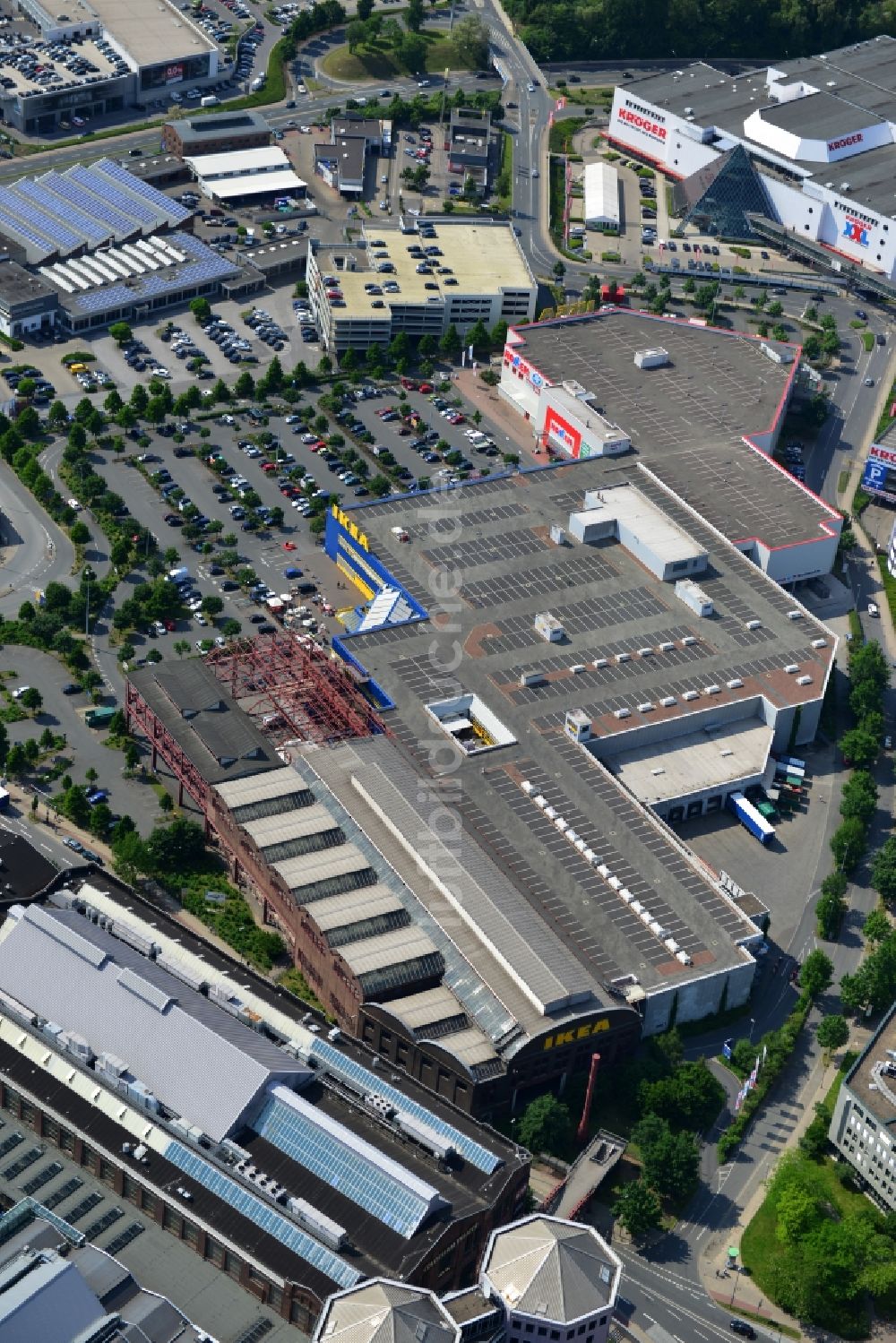 Essen von oben - IKEA Einrichtungshaus / Möbelhaus in Essen im Bundesland Nordrhein-Westfalen