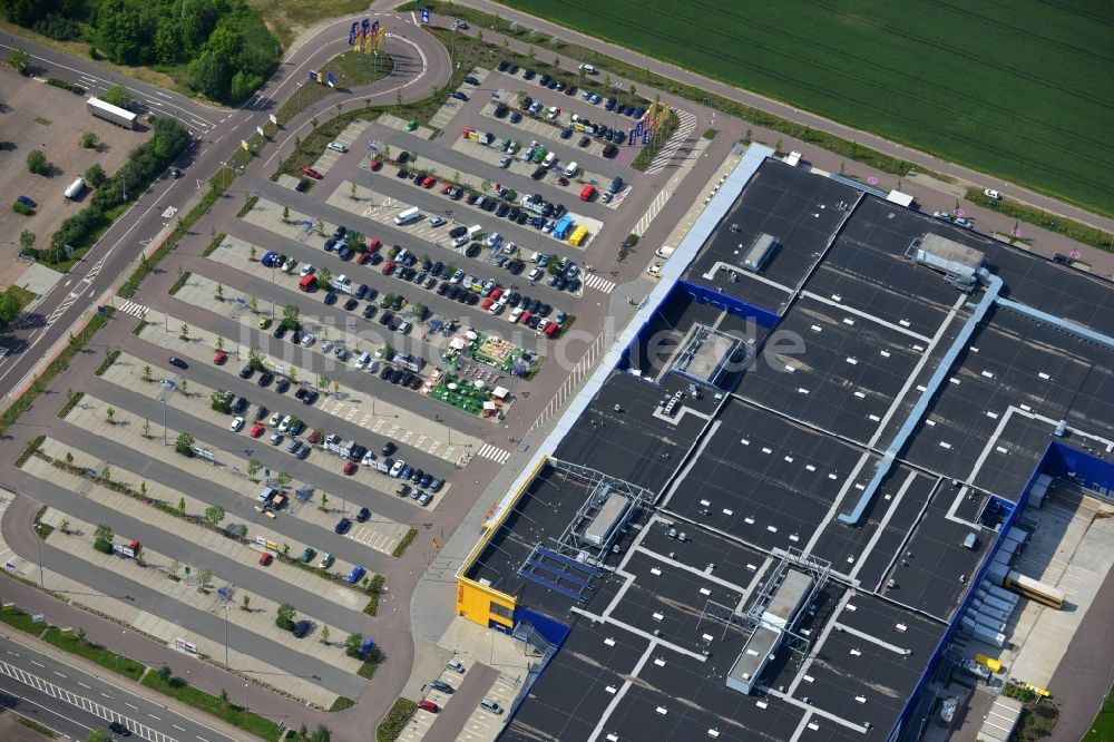 Leuna OT Günthersdorf von oben - IKEA Einrichtungshaus / Möbelhaus Leipzig / Halle in Günthersdorf im Bundesland Sachsen-Anhalt