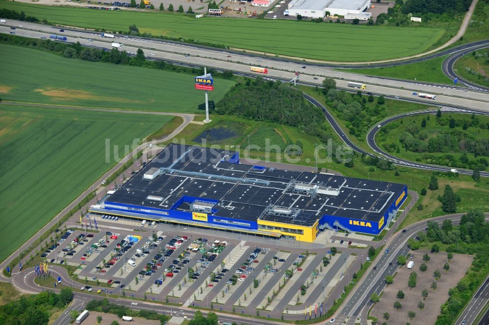 Leuna OT Günthersdorf aus der Vogelperspektive: IKEA Einrichtungshaus / Möbelhaus Leipzig / Halle in Günthersdorf im Bundesland Sachsen-Anhalt