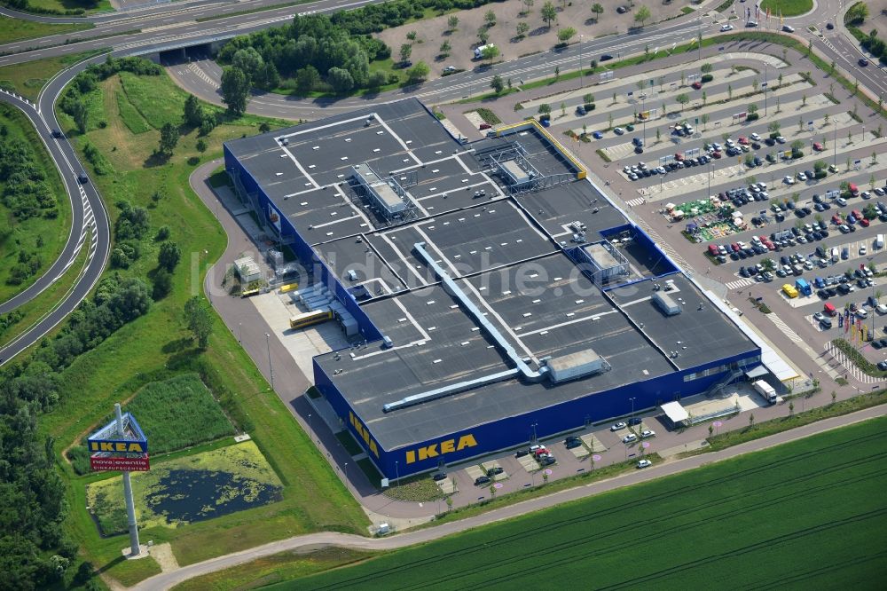 Leuna OT Günthersdorf aus der Vogelperspektive: IKEA Einrichtungshaus / Möbelhaus Leipzig / Halle in Günthersdorf im Bundesland Sachsen-Anhalt