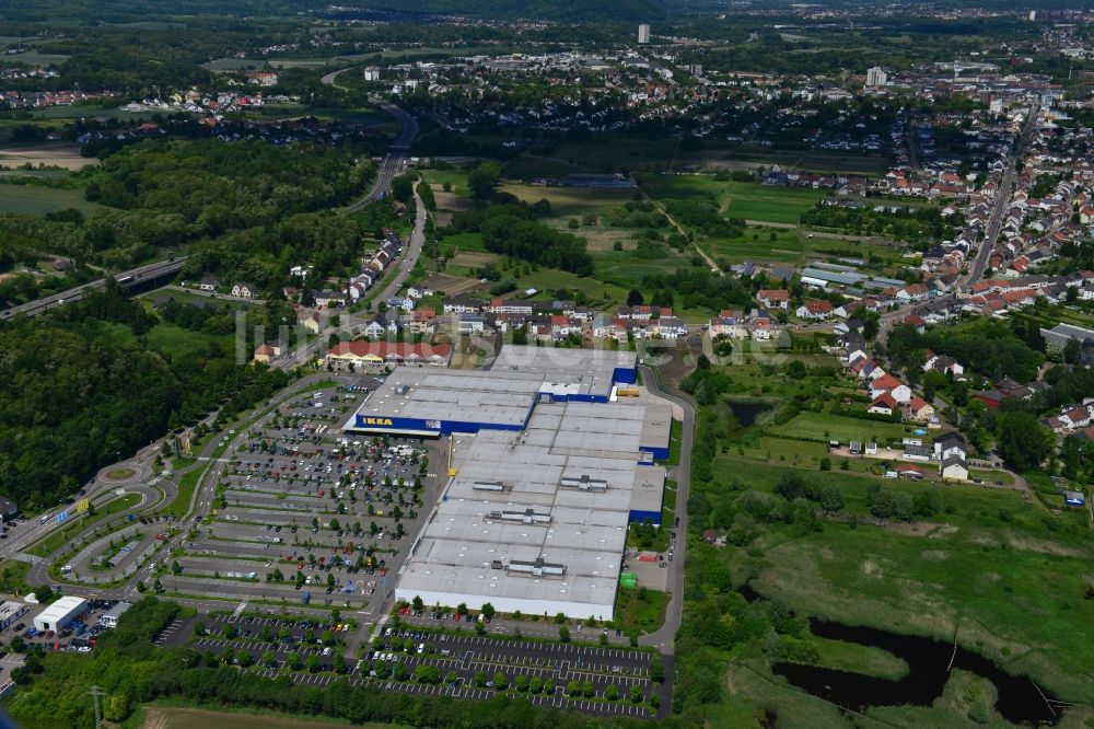 Saarlouis von oben - IKEA Einrichtungshaus / Möbelhaus in Saarlouis im Saarland