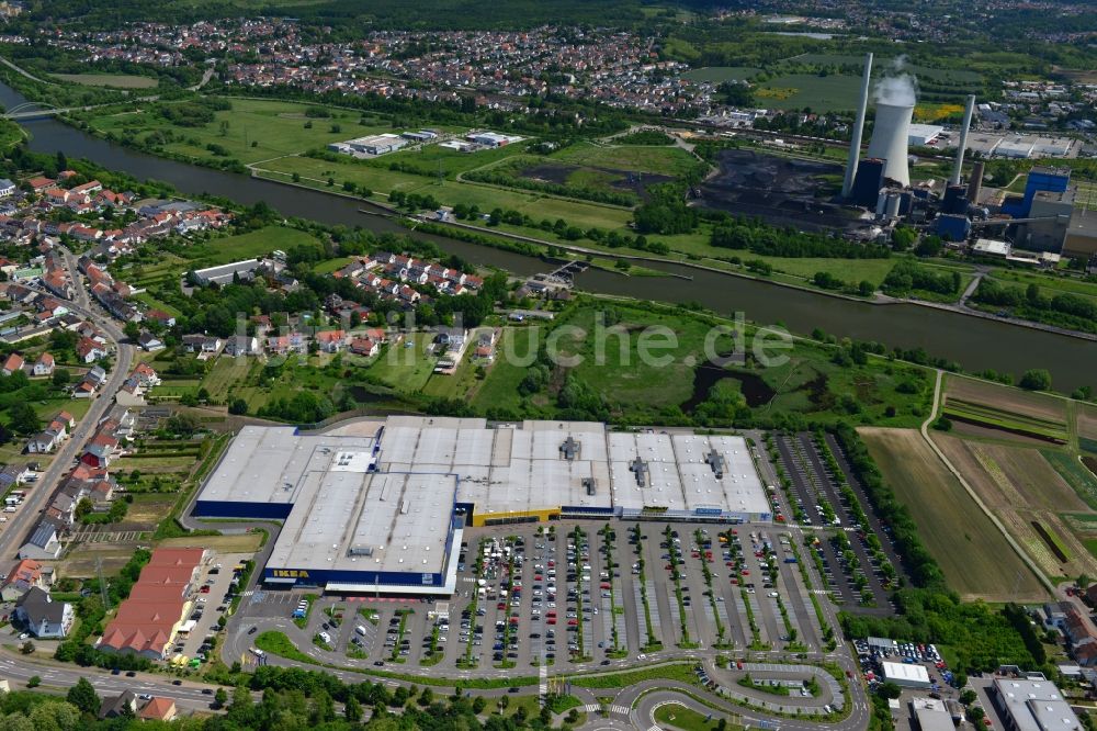 Saarlouis aus der Vogelperspektive: IKEA Einrichtungshaus / Möbelhaus in Saarlouis im Saarland