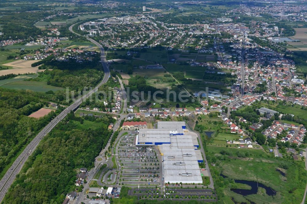 Luftaufnahme Saarlouis - IKEA Einrichtungshaus / Möbelhaus in Saarlouis im Saarland