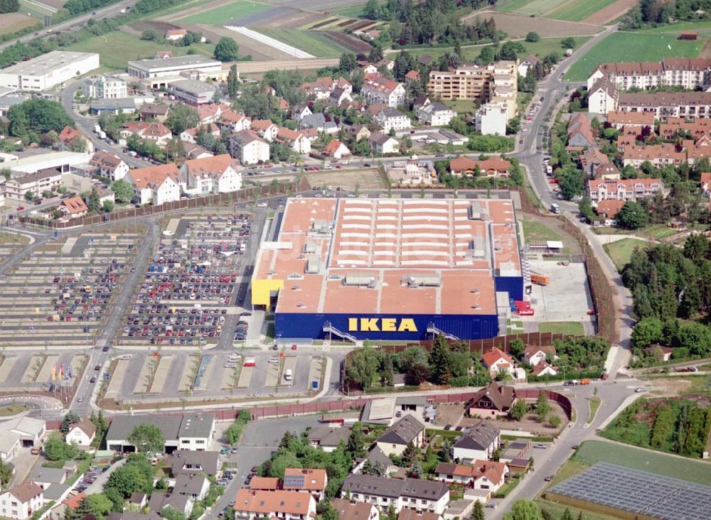 Fürth / Bayern aus der Vogelperspektive: IKEA-Einrichtungshaus in Nürnberg