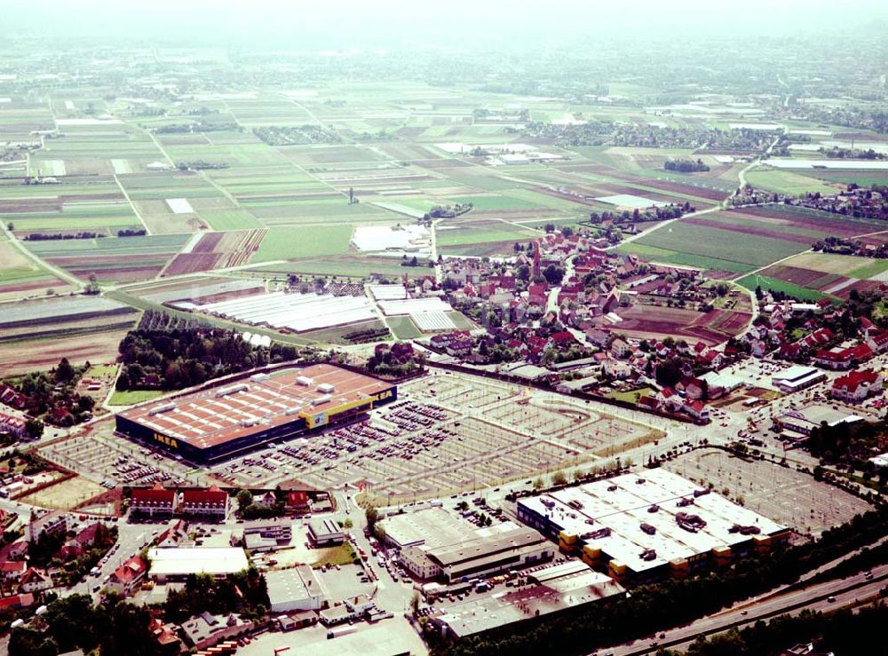 Fürth / Bayern aus der Vogelperspektive: IKEA-Einrichtungshaus in Nürnberg