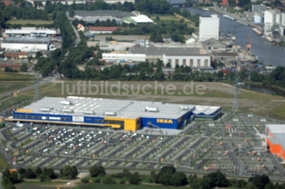 Oldenburg von oben - IKEA Einrichtungshaus in Oldenburg