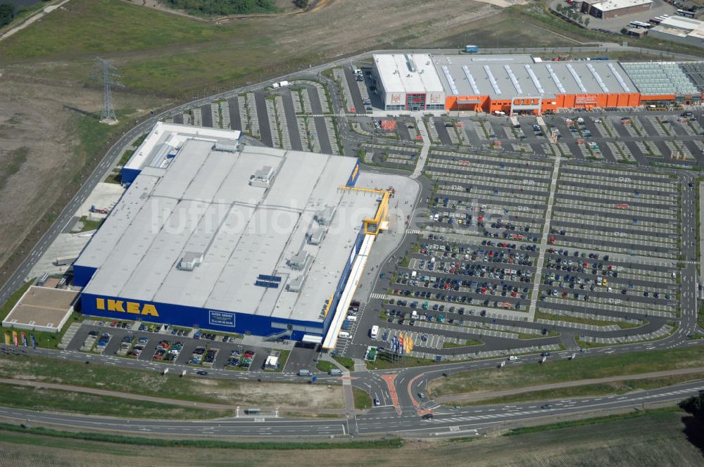 Oldenburg von oben - IKEA Einrichtungshaus in Oldenburg