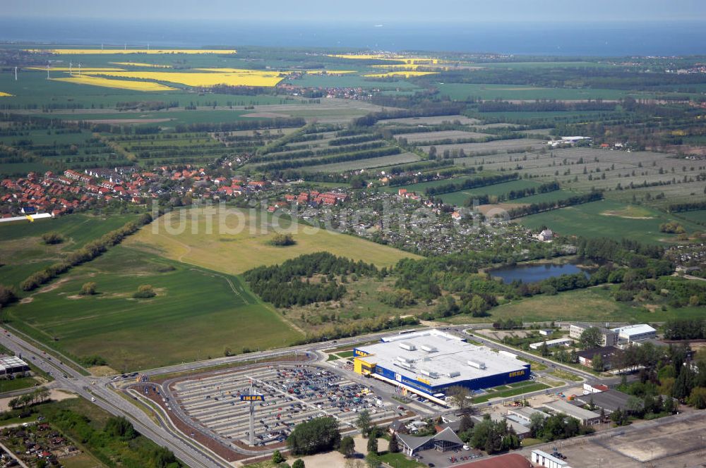 Rostock von oben - IKEA Einrichtungshaus Rostock