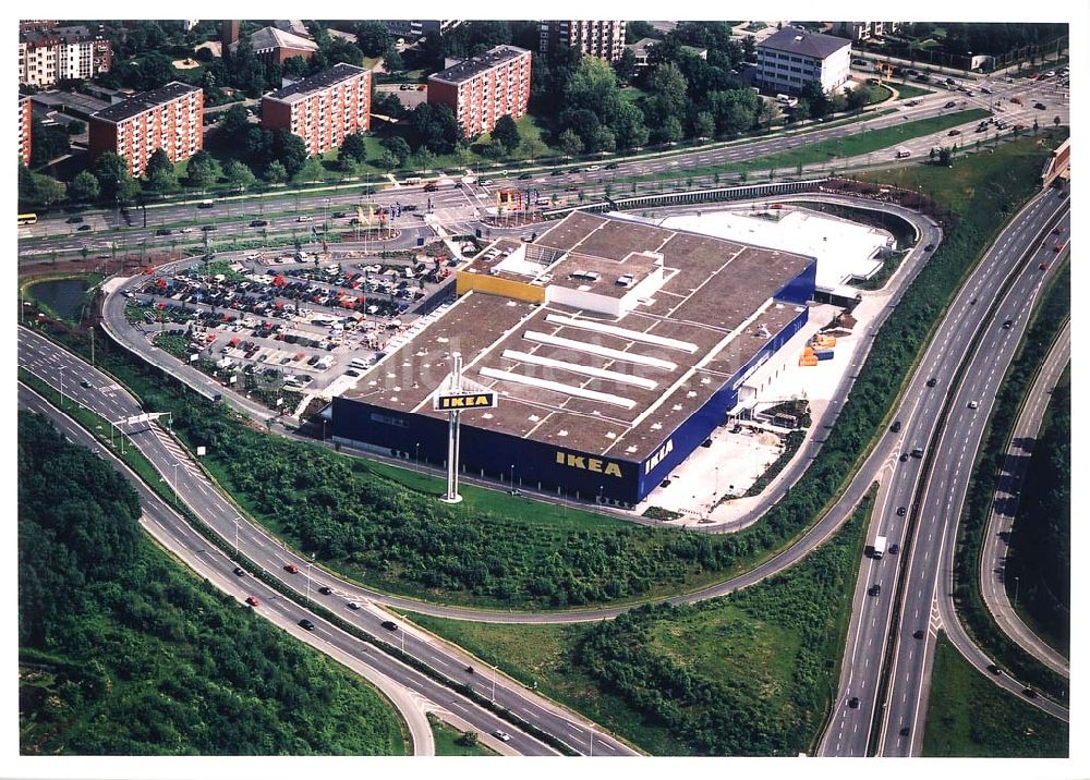 Luftaufnahme Kiel - IKEA-Einrichtungshaus am Westring in Kiel-Hassee.