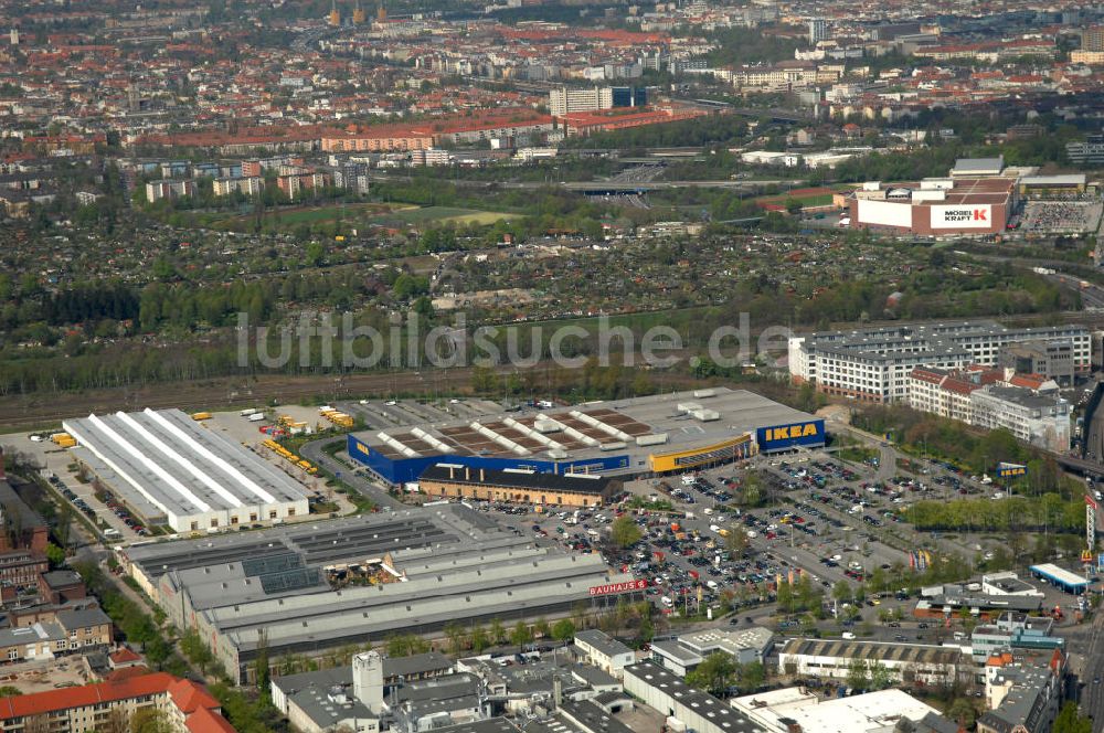 Berlin von oben - IKEA Möbelhaus / furniture store Berlin-Tempelhof