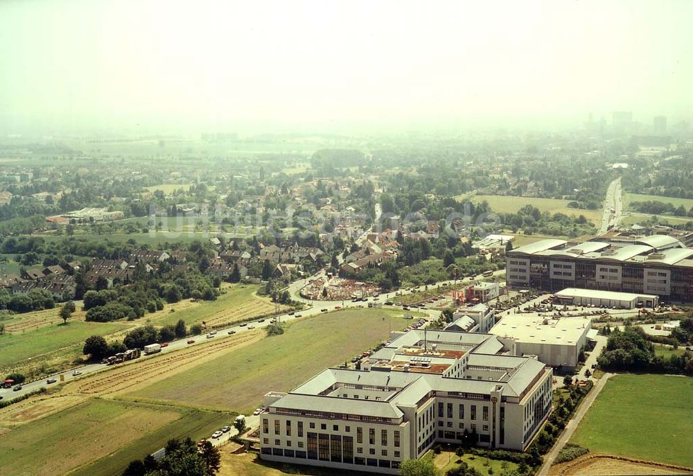 Luftbild Frankfurt am Main - Immobilienkomplex der HVB-Immobilienmanagement AG in Schwalbach / Taunus