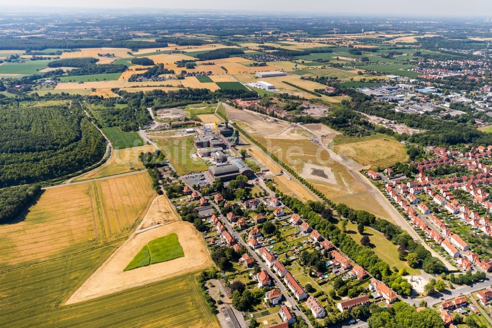 Ahlen von oben - Industrie- Denkmal der technischen Anlagen und Produktionshallen des Geländes der Zeche Westfalen in Ahlen im Bundesland Nordrhein-Westfalen, Deutschland