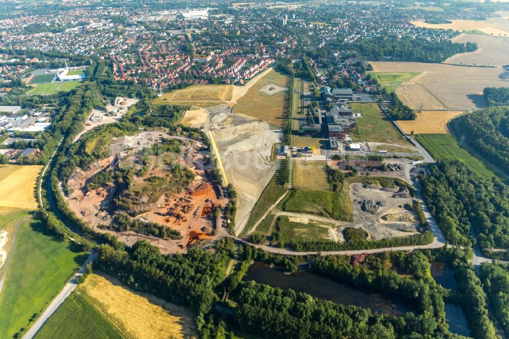 Luftbild Ahlen - Industrie- Denkmal der technischen Anlagen und Produktionshallen des Geländes der Zeche Westfalen in Ahlen im Bundesland Nordrhein-Westfalen, Deutschland