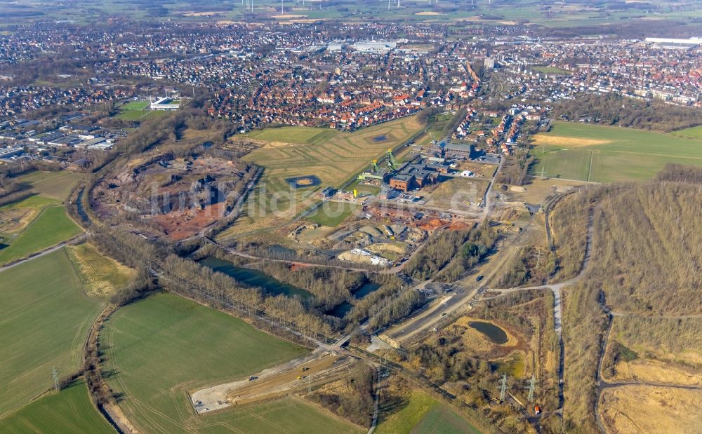 Luftaufnahme Ahlen - Industrie- Denkmal der technischen Anlagen und Produktionshallen des Geländes der Zeche Westfalen in Ahlen im Bundesland Nordrhein-Westfalen, Deutschland