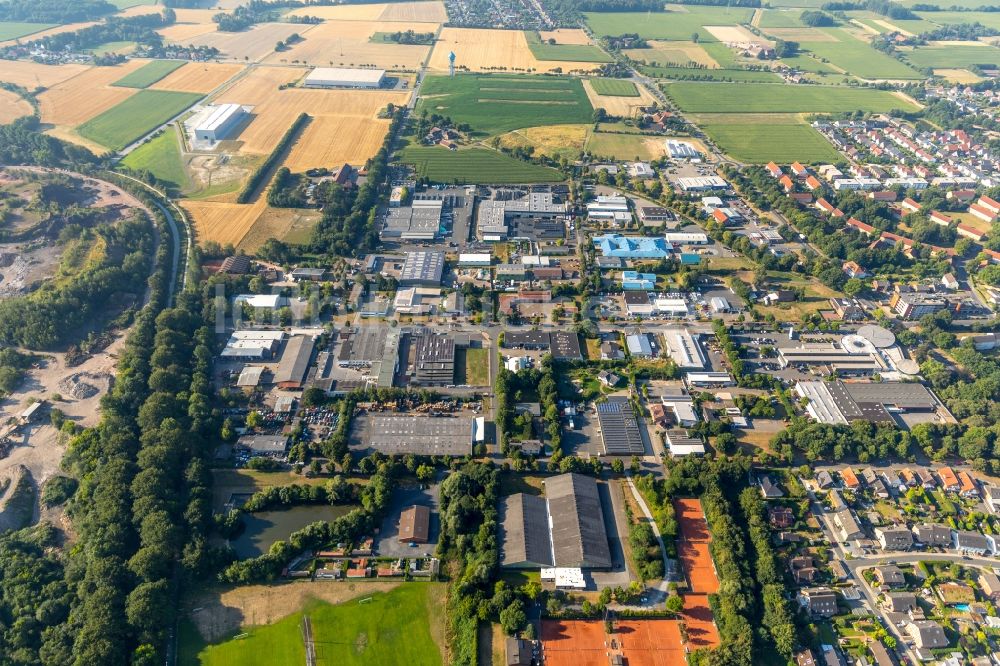 Luftaufnahme Ahlen - Industrie- und Gewerbegebiet in Ahlen im Bundesland Nordrhein-Westfalen, Deutschland