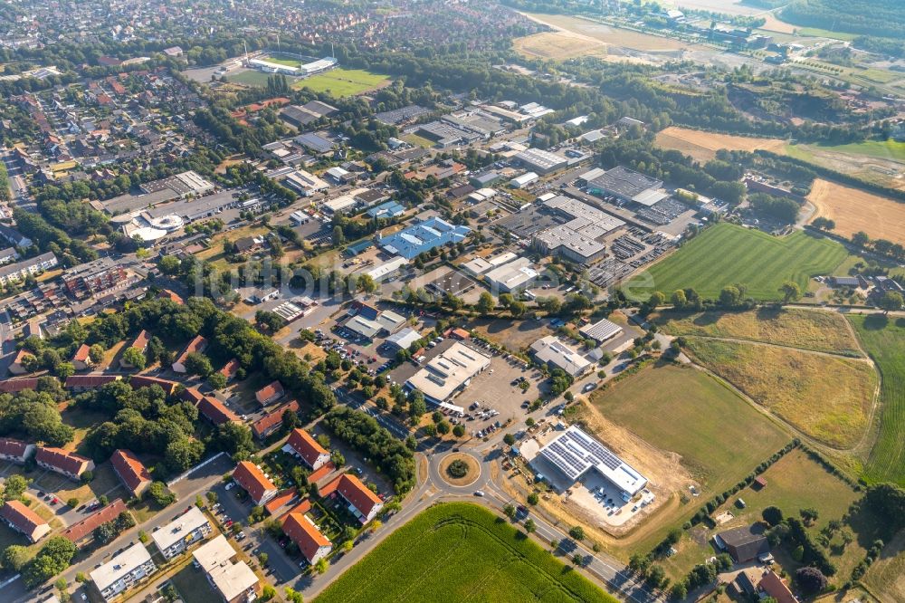 Ahlen aus der Vogelperspektive: Industrie- und Gewerbegebiet in Ahlen im Bundesland Nordrhein-Westfalen, Deutschland