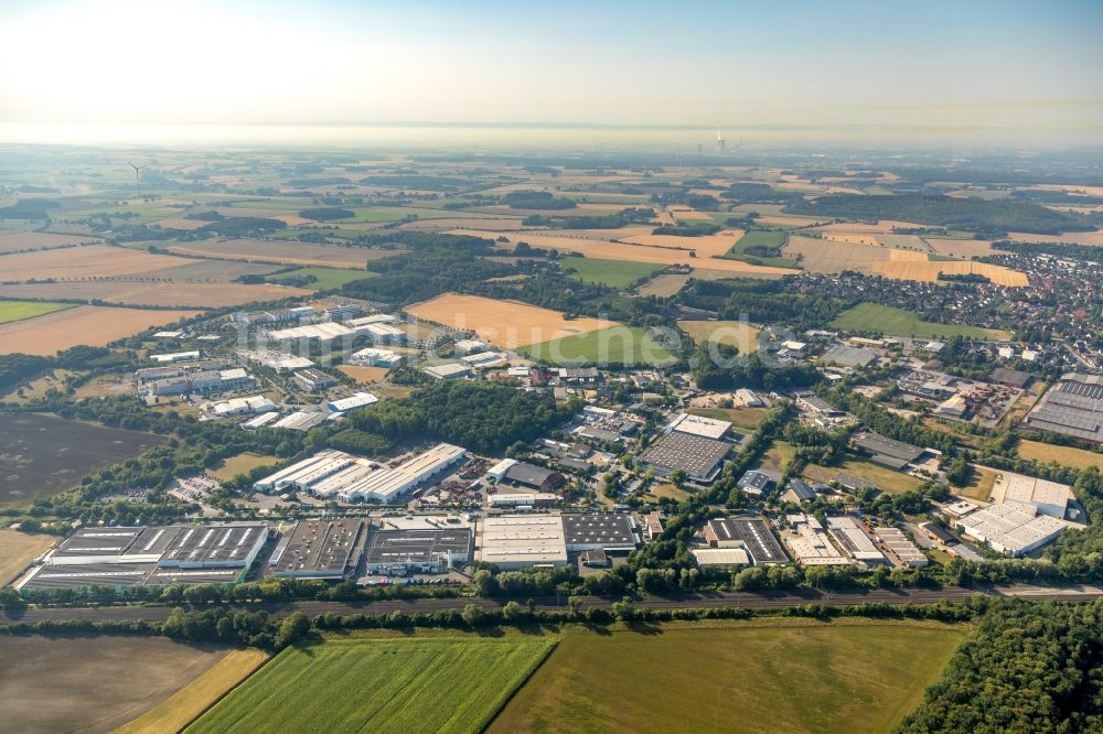 Ahlen von oben - Industrie- und Gewerbegebiet in Ahlen im Bundesland Nordrhein-Westfalen, Deutschland