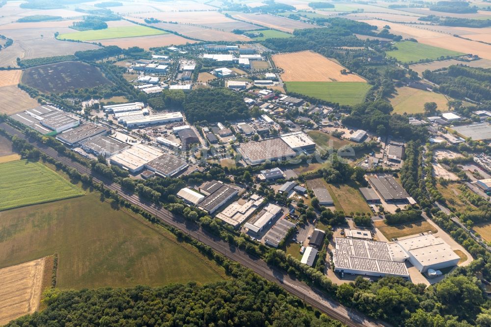 Luftaufnahme Ahlen - Industrie- und Gewerbegebiet in Ahlen im Bundesland Nordrhein-Westfalen, Deutschland