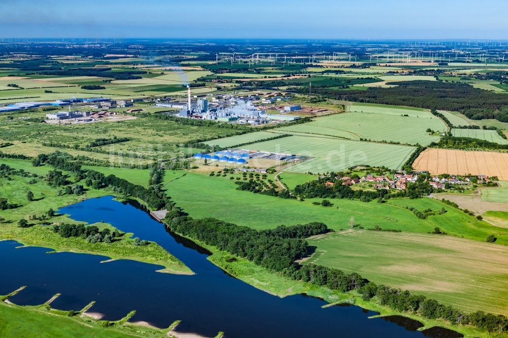 Luftaufnahme Arneburg - Industrie- und Gewerbegebiet in Arneburg im Bundesland Sachsen-Anhalt, Deutschland