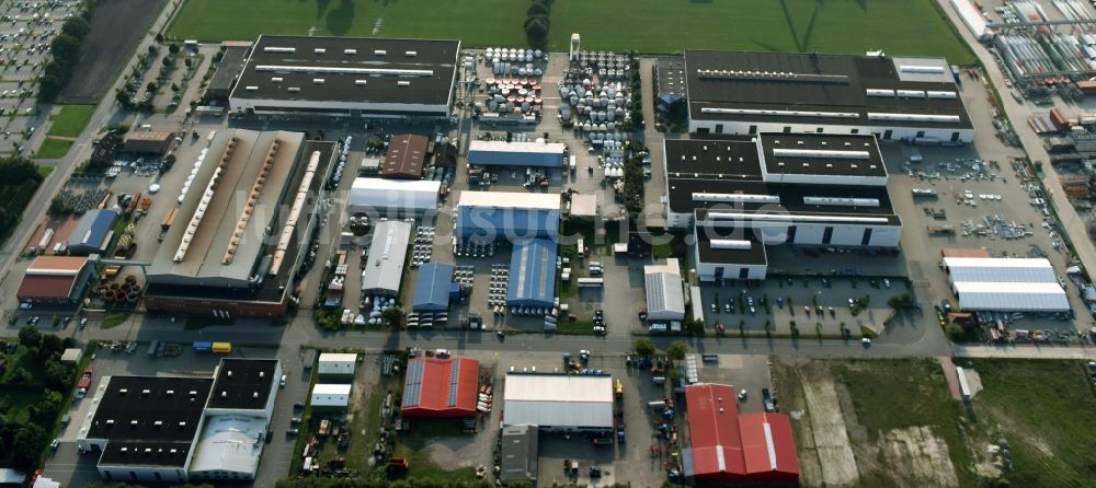 Aurich von oben - Industrie- und Gewerbegebiet in Aurich im Bundesland Niedersachsen