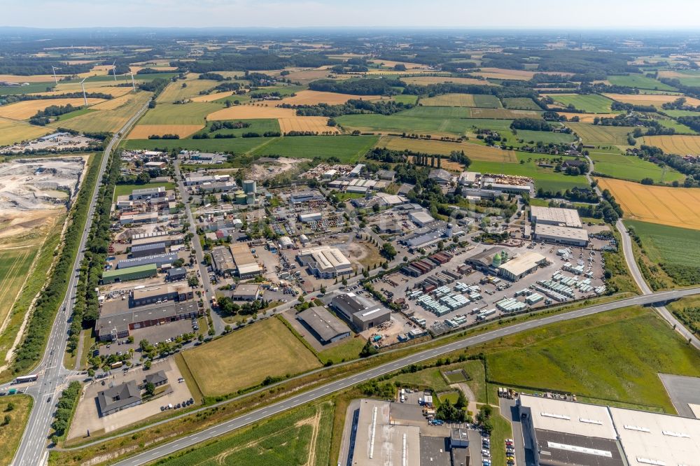 Beckum von oben - Industrie- und Gewerbegebiet in Beckum im Bundesland Nordrhein-Westfalen, Deutschland