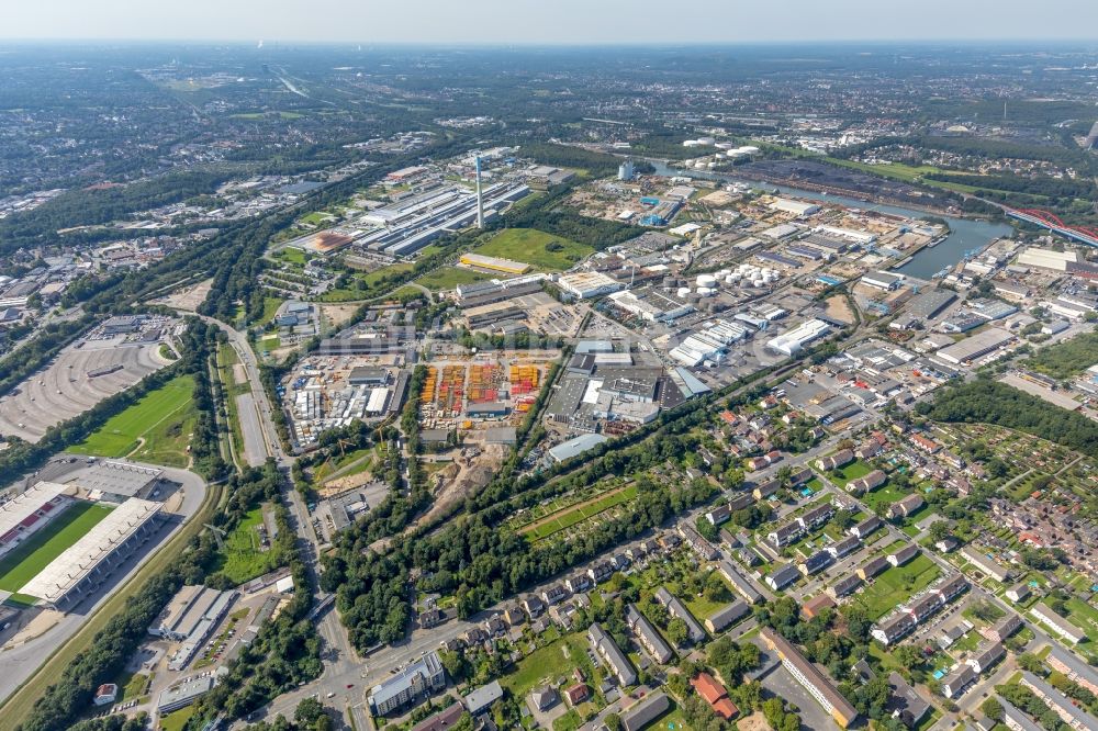 Bergeborbeck aus der Vogelperspektive: Industrie- und Gewerbegebiet in Bergeborbeck im Bundesland Nordrhein-Westfalen, Deutschland