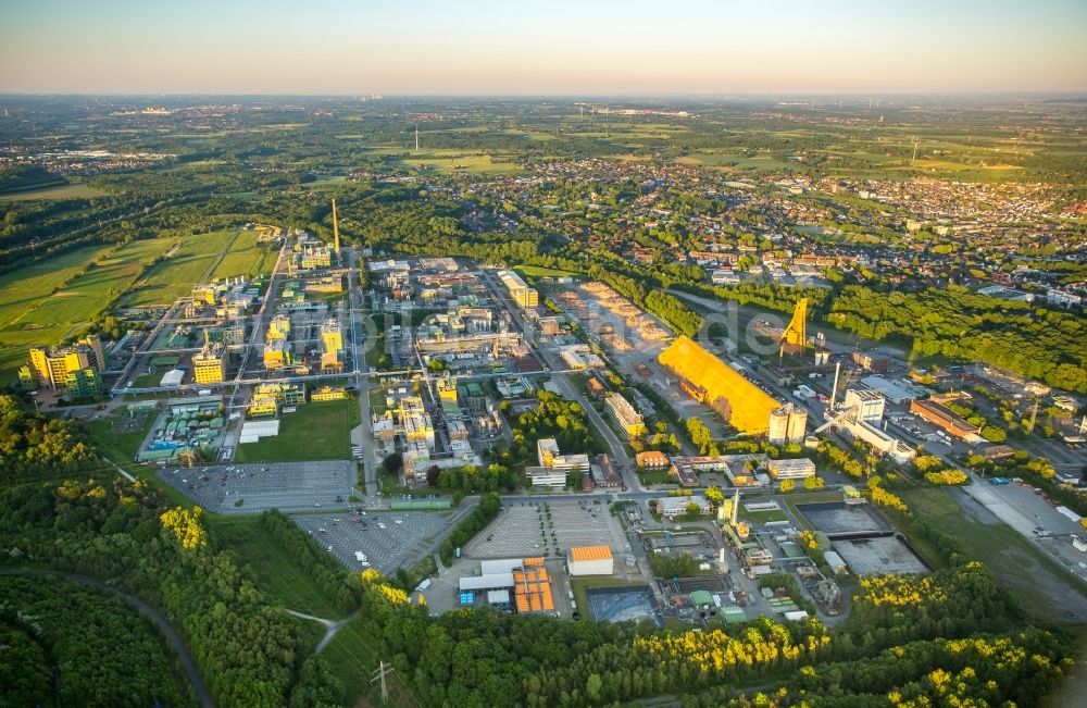 Bergkamen aus der Vogelperspektive: Industrie- und Gewerbegebiet in Bergkamen im Bundesland Nordrhein-Westfalen, Deutschland