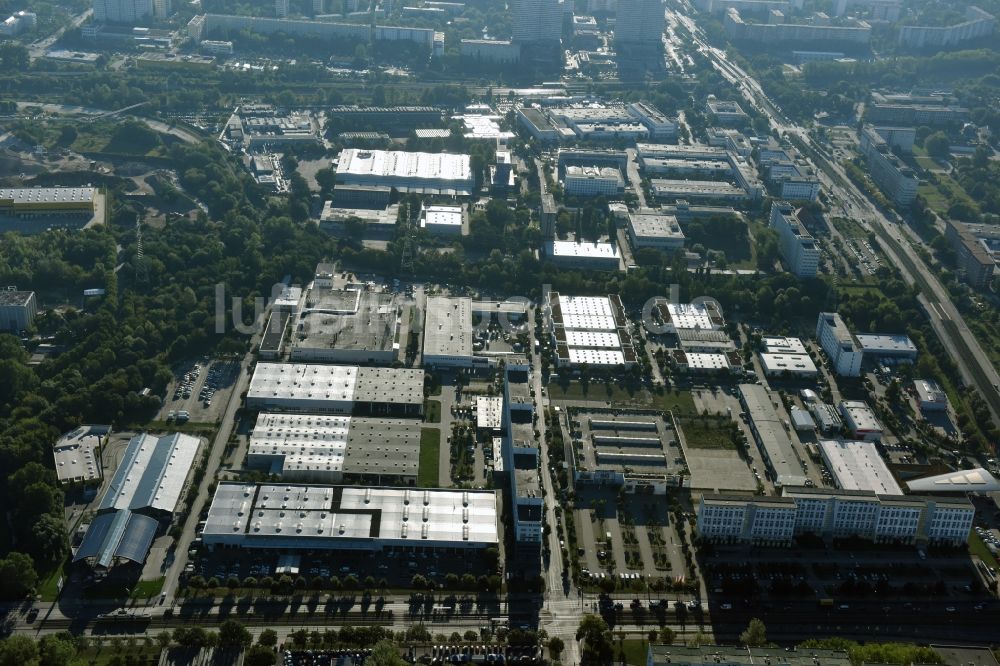 Berlin von oben - Industrie- und Gewerbegebiet in Berlin