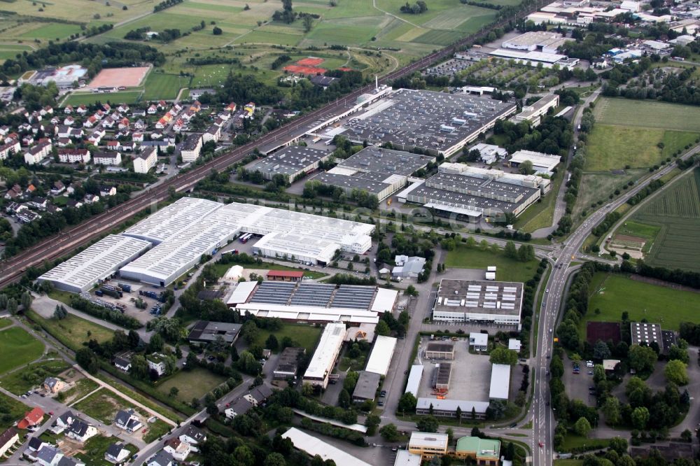 Bühl aus der Vogelperspektive: Industrie- und Gewerbegebiet in Bühl im Bundesland Baden-Württemberg