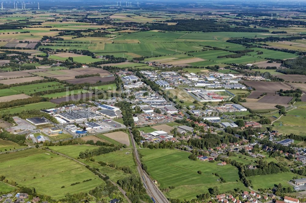 Luftaufnahme Bremervörde - Industrie- und Gewerbegebiet in Bremervörde im Bundesland Niedersachsen, Deutschland