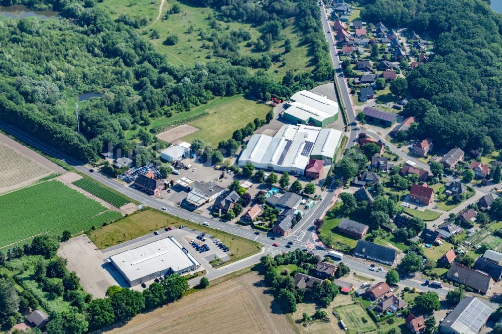 Dollern aus der Vogelperspektive: Industrie- und Gewerbegebiet in Dollern im Bundesland Niedersachsen, Deutschland