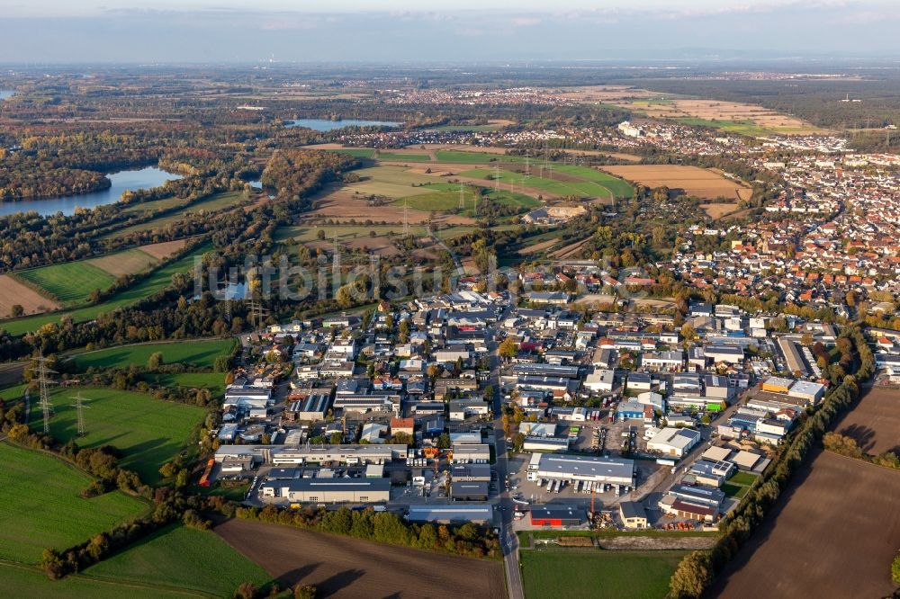 Eggenstein aus der Vogelperspektive: Industrie- und Gewerbegebiet in Eggenstein im Bundesland Baden-Württemberg, Deutschland