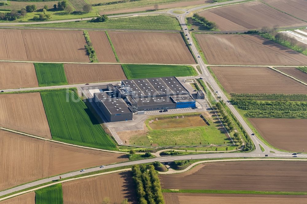 Luftaufnahme Endingen am Kaiserstuhl - Industrie- und Gewerbegebiet in Endingen am Kaiserstuhl im Bundesland Baden-Württemberg