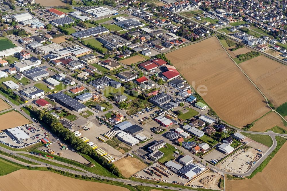 Endingen am Kaiserstuhl von oben - Industrie- und Gewerbegebiet in Endingen am Kaiserstuhl im Bundesland Baden-Württemberg