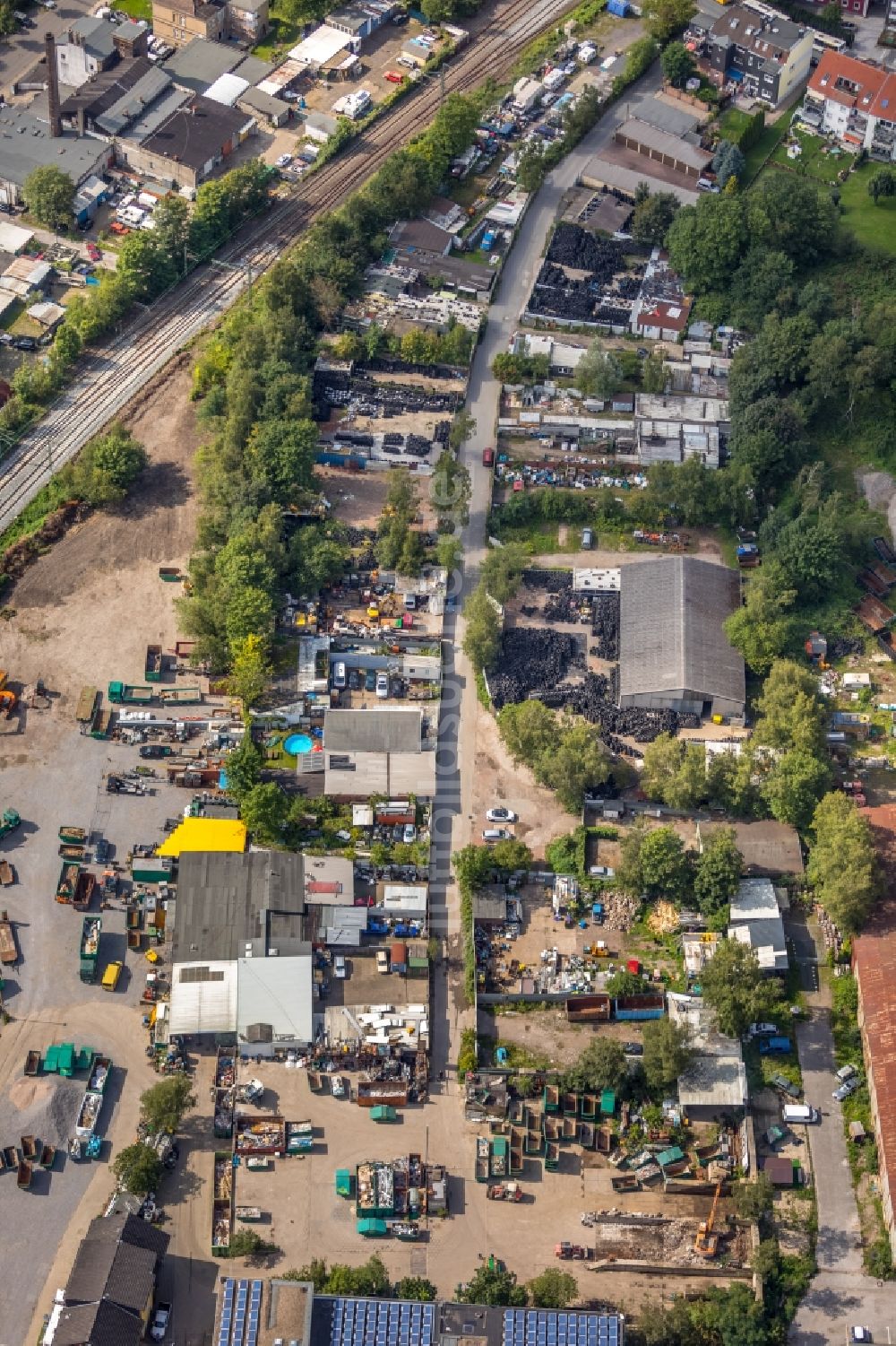 Essen aus der Vogelperspektive: Industrie- und Gewerbegebiet in Essen im Bundesland Nordrhein-Westfalen - NRW, Deutschland