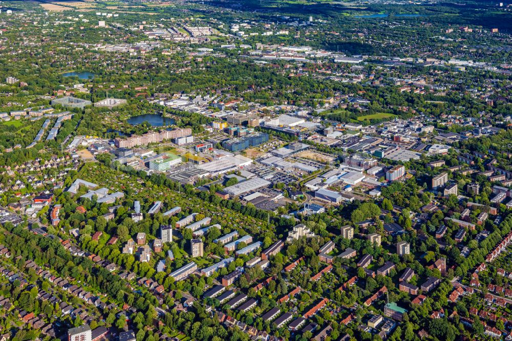 Hamburg aus der Vogelperspektive: Industrie- und Gewerbegebiet am Friedrich-Ebert-Damm im Ortsteil Wandsbek in Hamburg, Deutschland