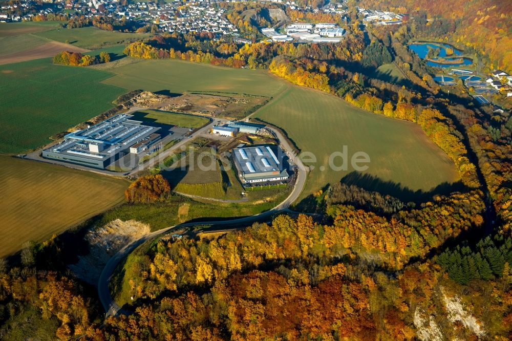 Finnentrop von oben - Industrie- und Gewerbegebiet des Industriepark Wiethfeld in Finnentrop im Bundesland Nordrhein-Westfalen