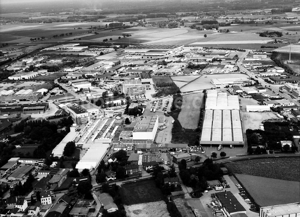 Kempen aus der Vogelperspektive: Industrie- und Gewerbegebiet in Kempen im Bundesland Nordrhein-Westfalen, Deutschland